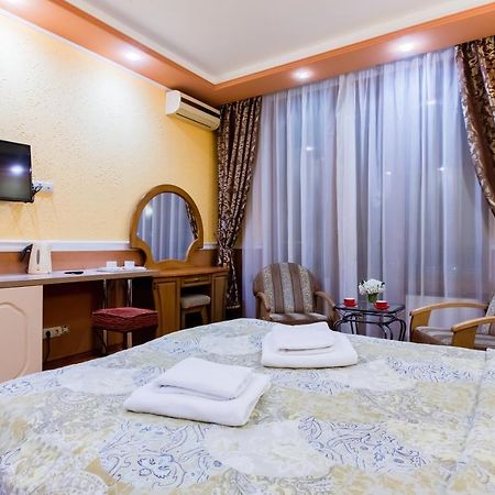 Tiso Apart Hotel Kiew Exterior foto
