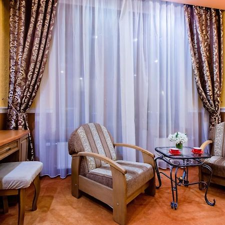 Tiso Apart Hotel Kiew Exterior foto