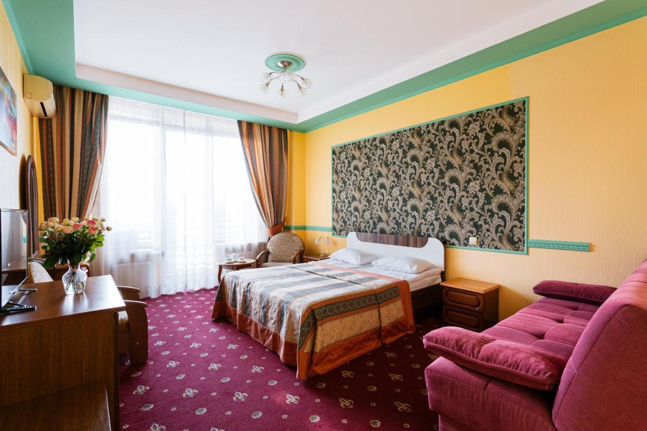 Tiso Apart Hotel Kiew Exterior foto