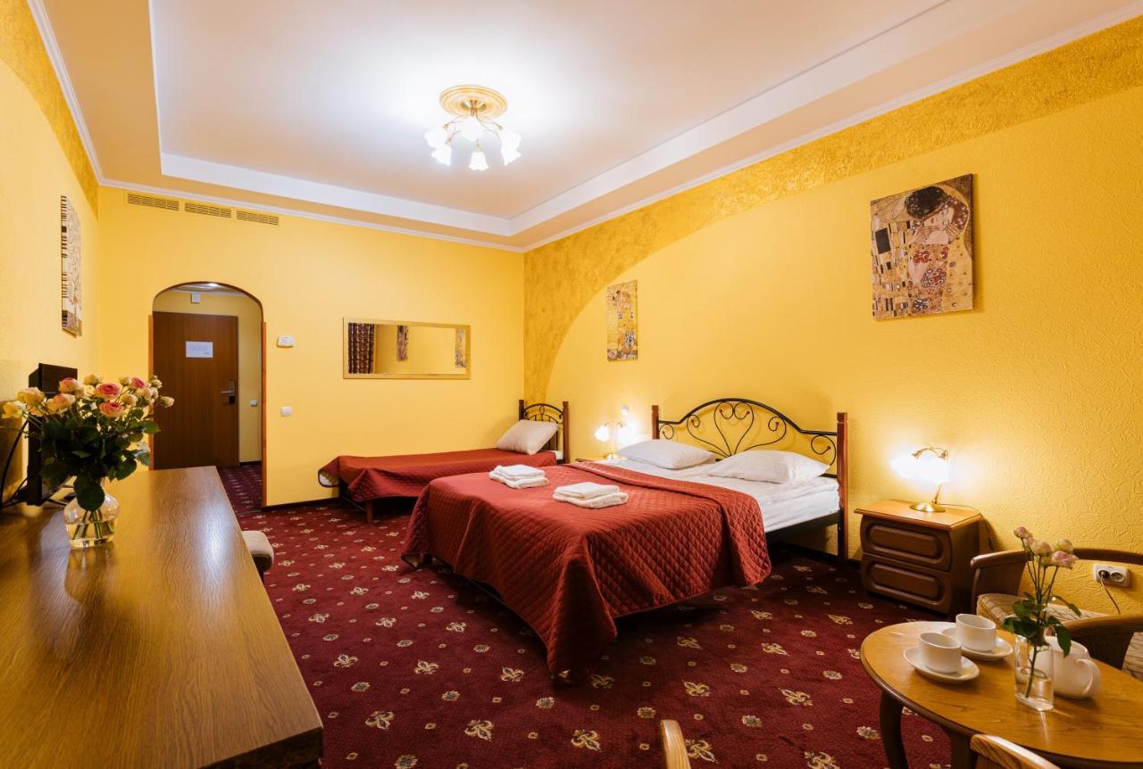 Tiso Apart Hotel Kiew Exterior foto