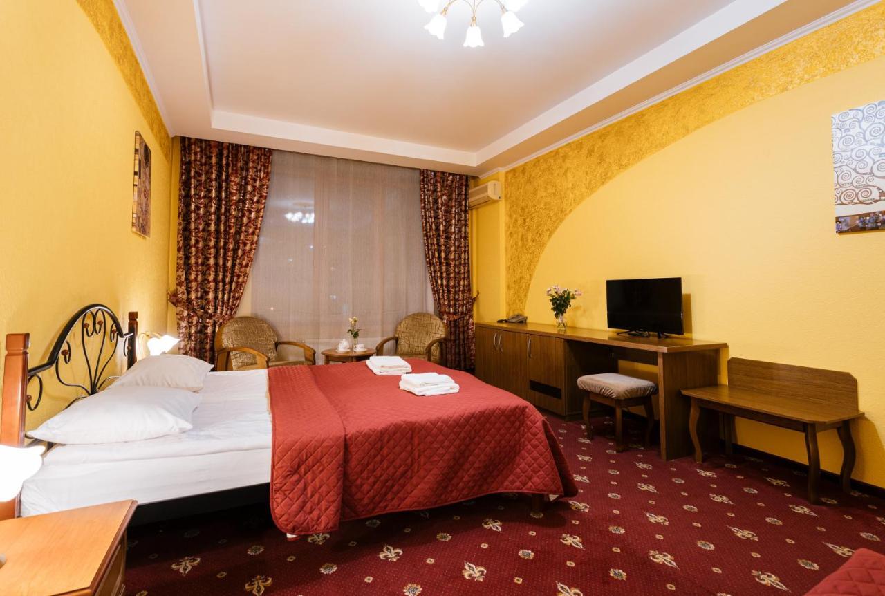 Tiso Apart Hotel Kiew Exterior foto